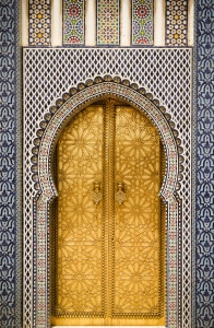 Gate_to_the_Royal_Palace_in_Fes