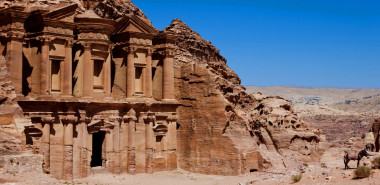 Jordan in Depth: Petra, Desert Fortresses, Wadi Rum and the Red Sea 2025