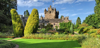 The Scottish Highlands: Great Country Houses, Castles & Gardens 2025