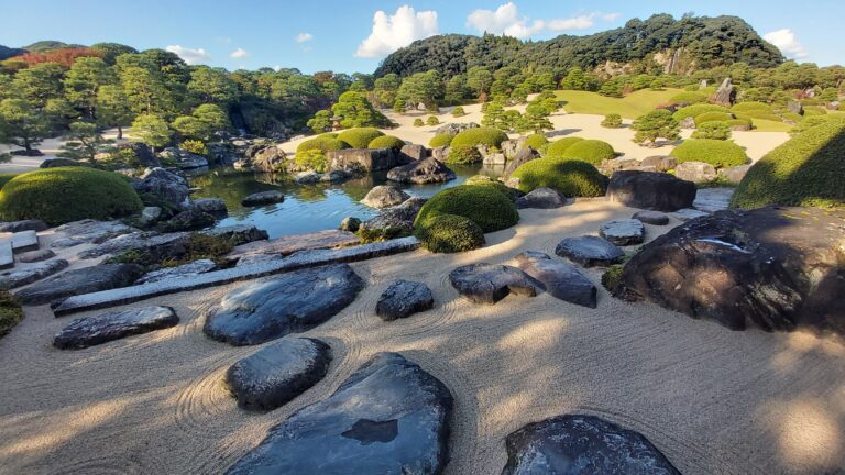Adachi Museum Gardens by Nikane Kinsaku