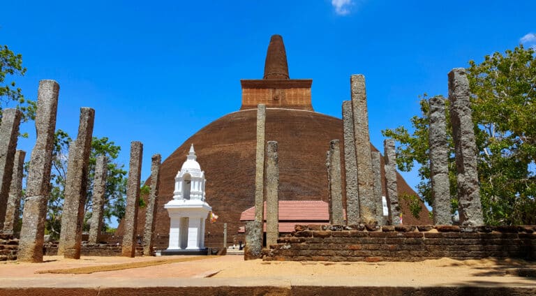 Abhayagir Dagoba, Anuradhapura Sri Lanka. Photo courtesy of Red Dot Tours