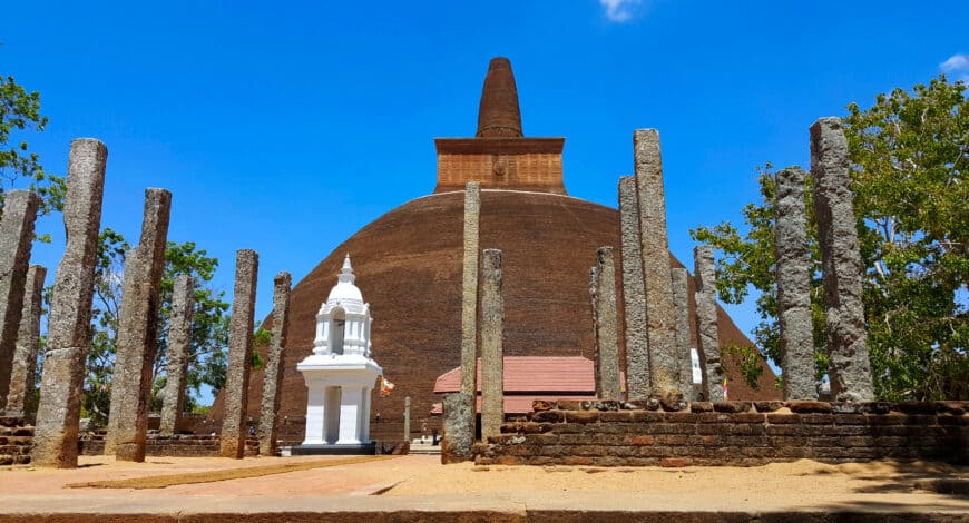 Abhayagir Dagoba, Anuradhapura Sri Lanka. Photo courtesy of Red Dot Tours
