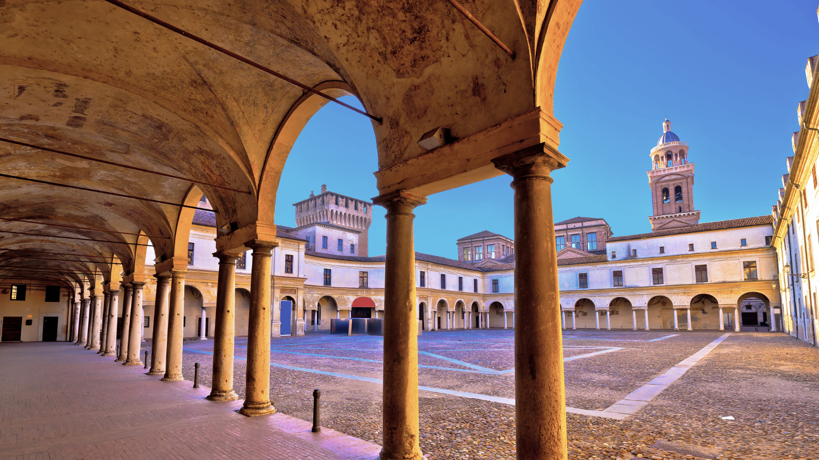 Piazza Castello Mantova